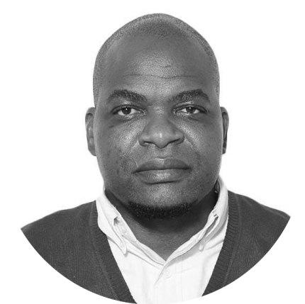 Emilio J Zeca Headshot